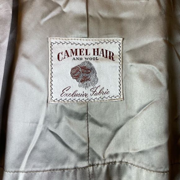 Vintage Abercrombie & Fitch Camel Hair and Wool Coat - Picture 6 of 7